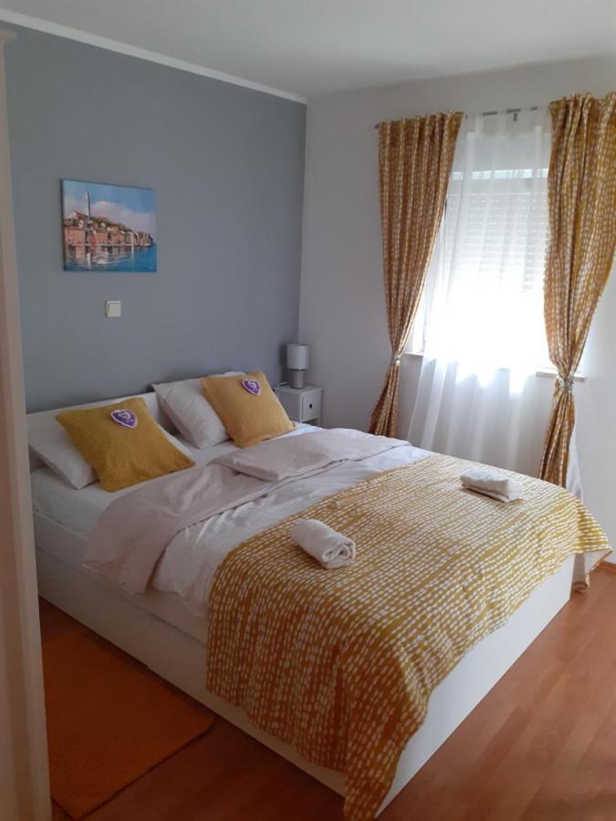 Lola Apartmani Rovinj Zewnętrze zdjęcie