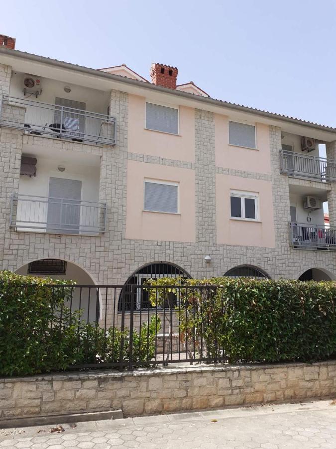 Lola Apartmani Rovinj Zewnętrze zdjęcie